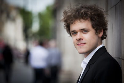 El pianista británico de moda, Benjamin Grosvenor, cierra la Temporada de Abono de la Orquesta de Euskadi