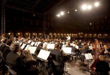 Concierto en la plaza de la Constitución de San Sebastián