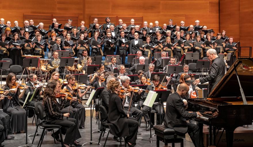 Alfonso Gómez, Andra Mari Choir, Hans Graf