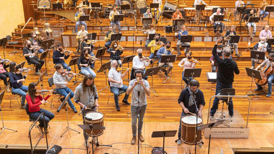 Euskadiko Orkestra y Kalakan se unen para reivindicar la música tradicional vasca